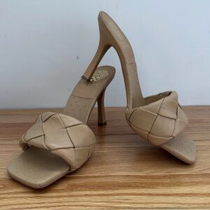 Vince Camuto Brelanie Woven Leather Mule Heeled Sandals in beige. Size 8 1/2